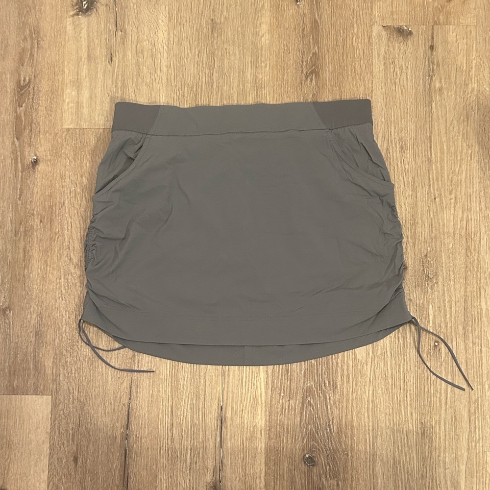 Columbia Women's Grey Mini Skort